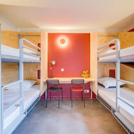 Hostel Auberge De Jeunesse Barbey - Youth Hostel Bordeaux Bordeaux