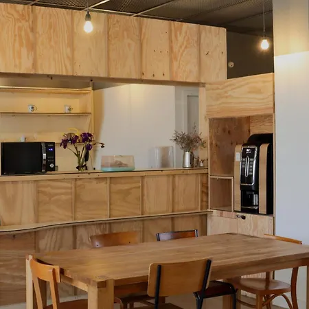 Auberge De Jeunesse Barbey - Youth Hostel Bordeaux بيت شباب *